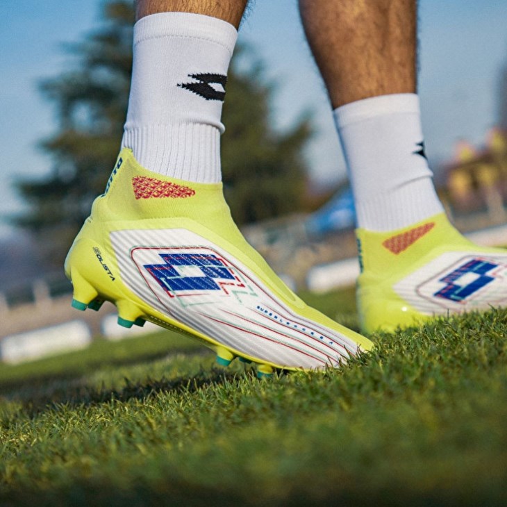 Zapatos De Fútbol Lotto Solista 100 VIII Gravity FG Hombre Verde Blancas | KC330003F1
